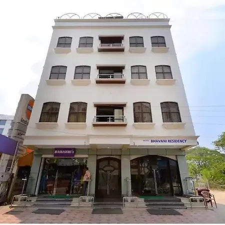 Отель Bhavani Residency Неллуру